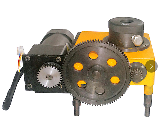 DHNS type electric cross plate shearing device